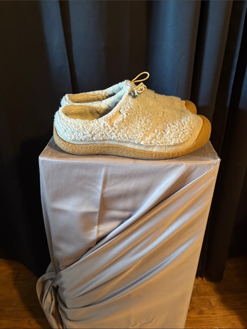 Keen Cozy Sherpa Slip-Ons in Cream & Tan